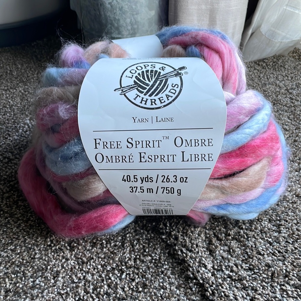 Loops & Threads YARN FREE SPIRIT OMBRÉ 40.5 yds